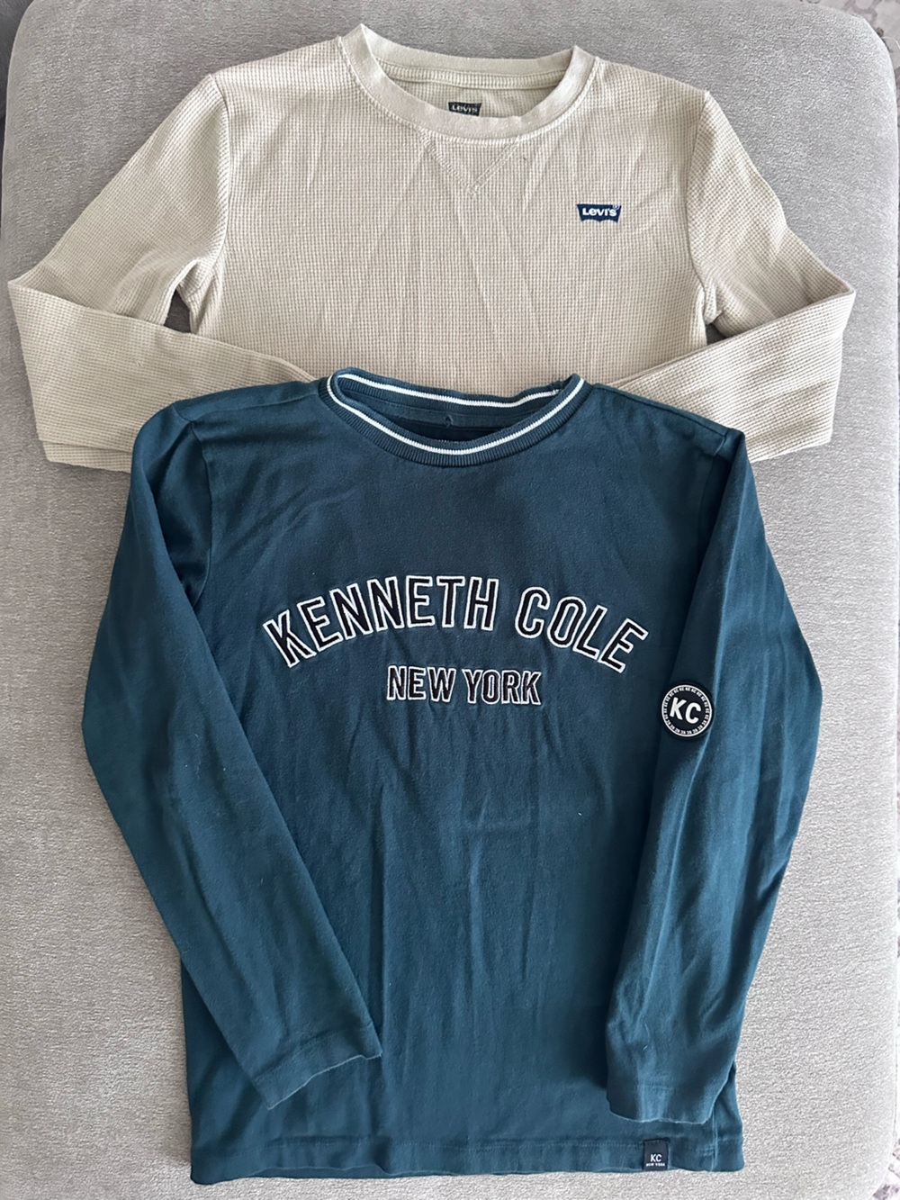 Two Kenneth Cole green and Levi’s beige long sleeve boy’s cotton shirts size 8